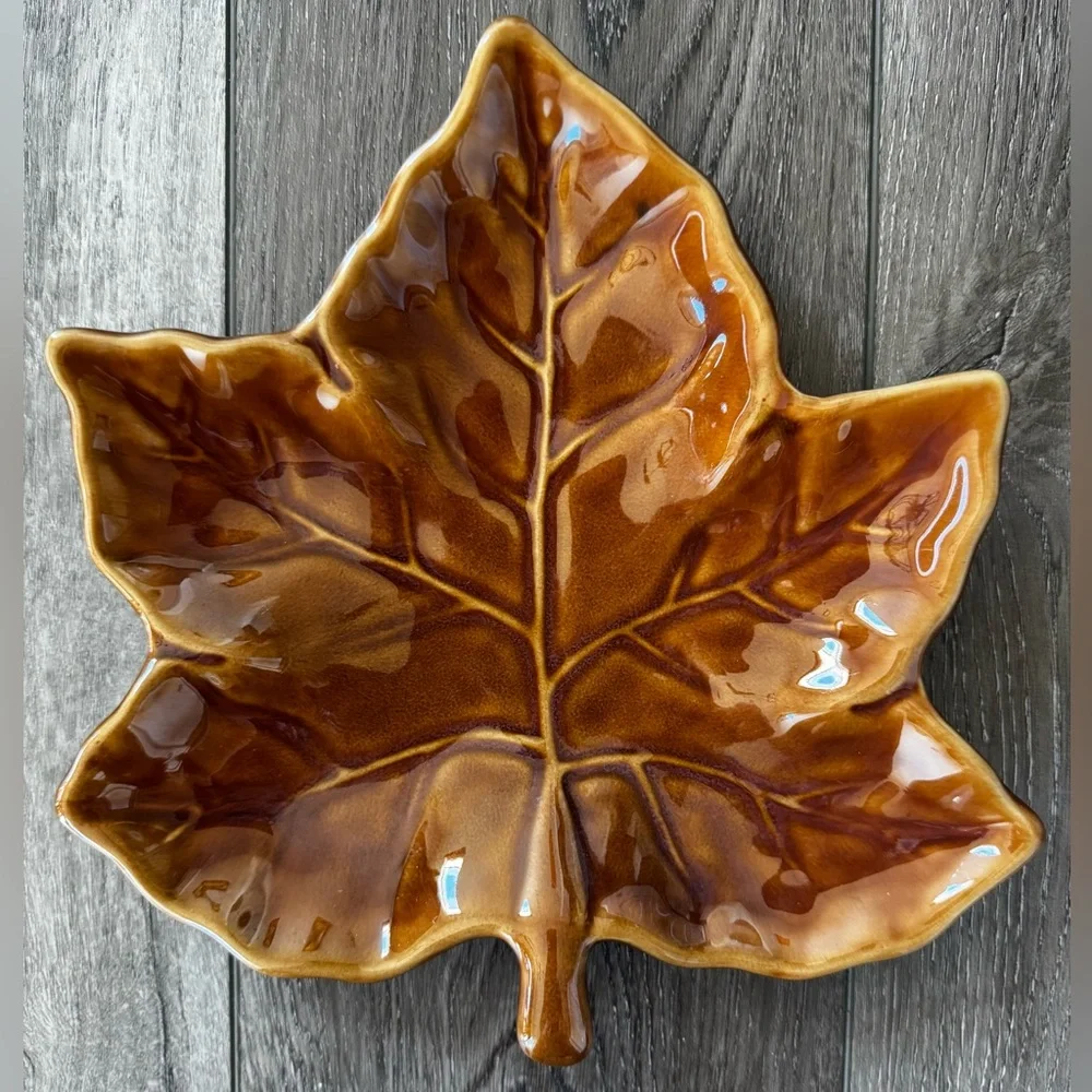 Pottery Barn Harvest Leaf Serving Plate Maple Leaf 10” Ceramic Salad Dish Brown